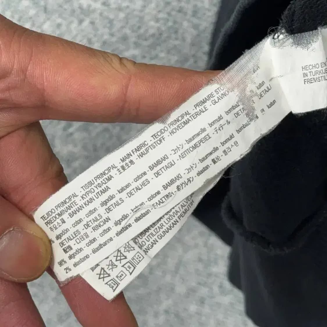 자라 프린팅 블랙 맨투맨 XL 상품이미지3