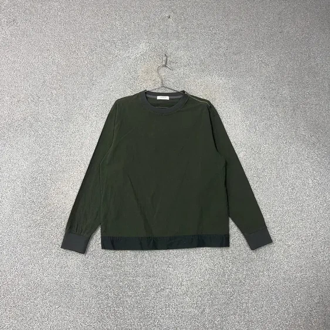 커스텀멜로우 카키 캐주얼 남성 긴팔티 95 상품이미지1