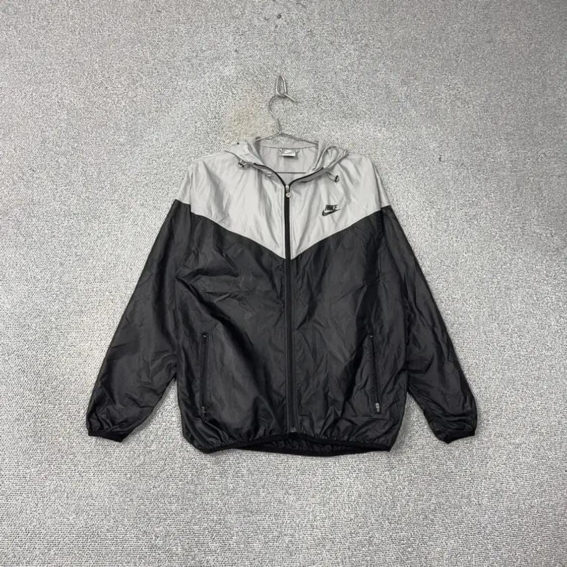 나이키 그레이 블랙 투톤 로고 바람막이 윈드자켓 M 상품이미지1