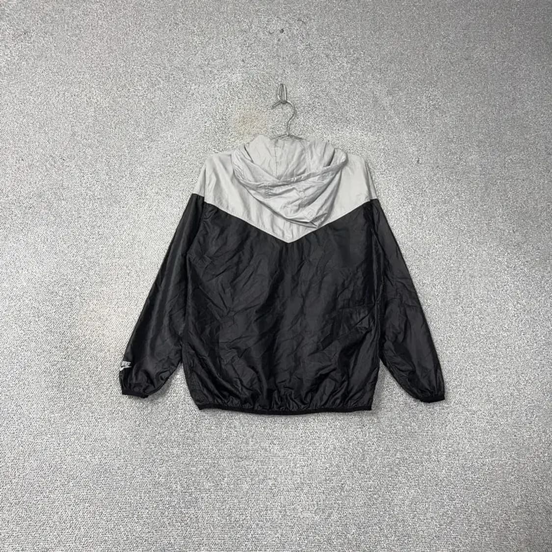 나이키 그레이 블랙 투톤 로고 바람막이 윈드자켓 M 상품이미지2