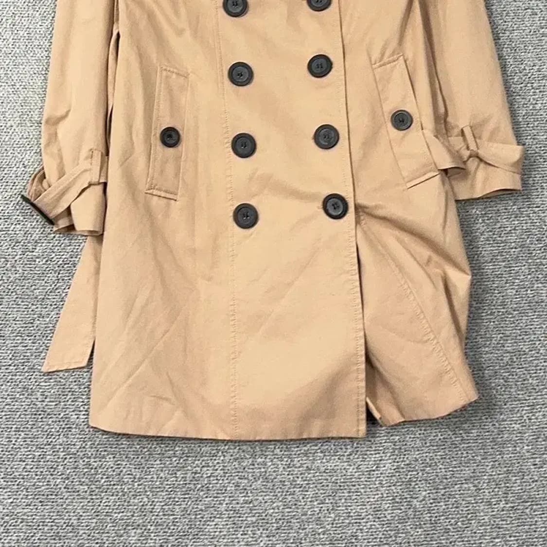빈폴 여성 클래식 베이지 멀티 버튼 트렌치 코트 상품이미지4