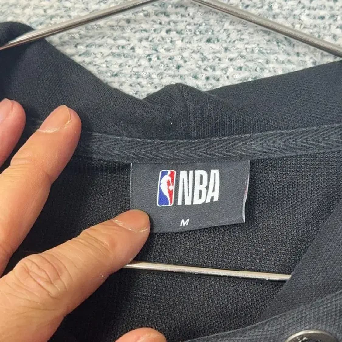 NBA 썬더 레인보우 프린팅 로고 블랙 후드티 M 상품이미지3