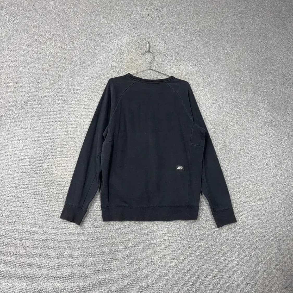 나이키SB 네이비 로고 맨투맨 M 상품이미지2