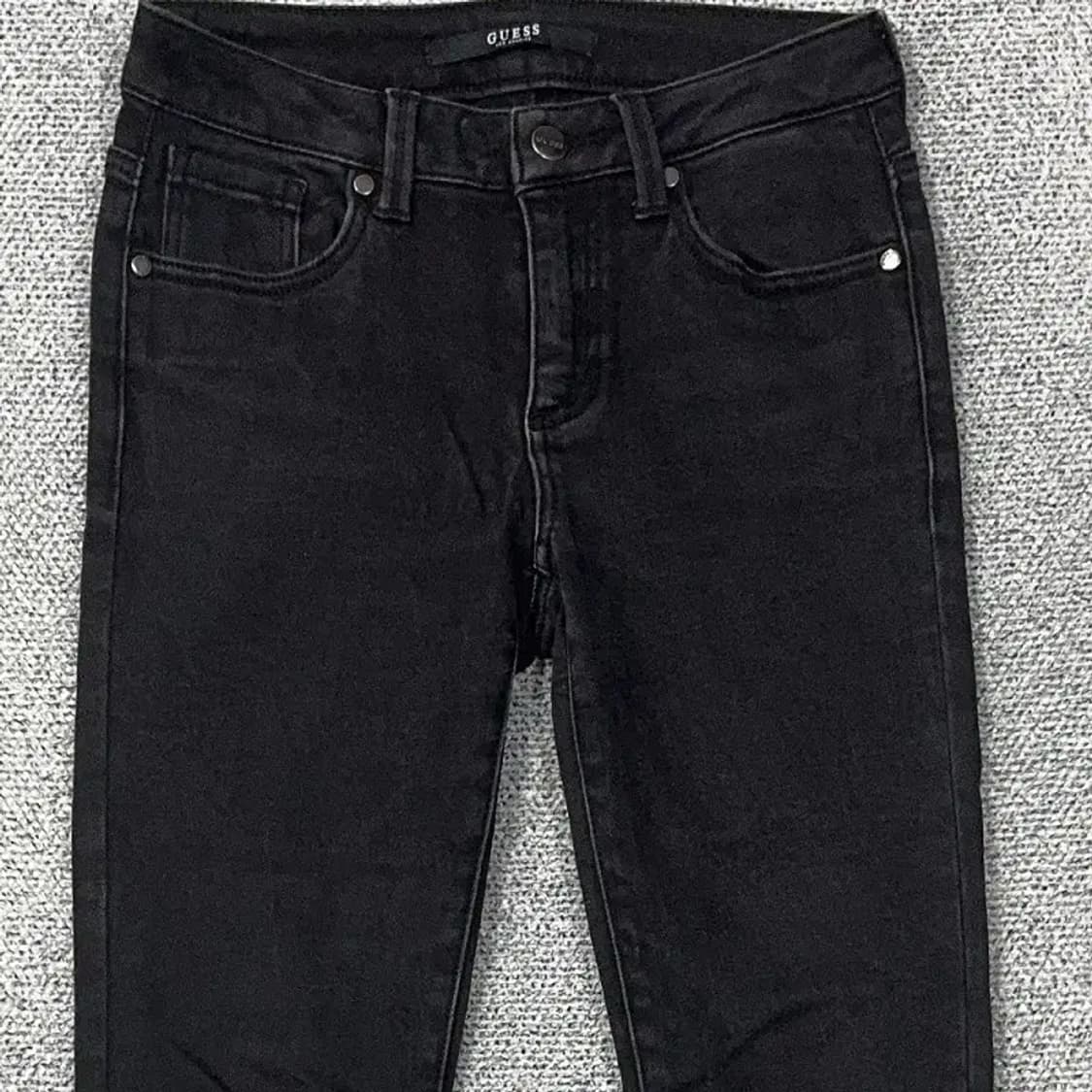 게스 삼각로고 스판 흑청 스키니진 25 상품이미지3