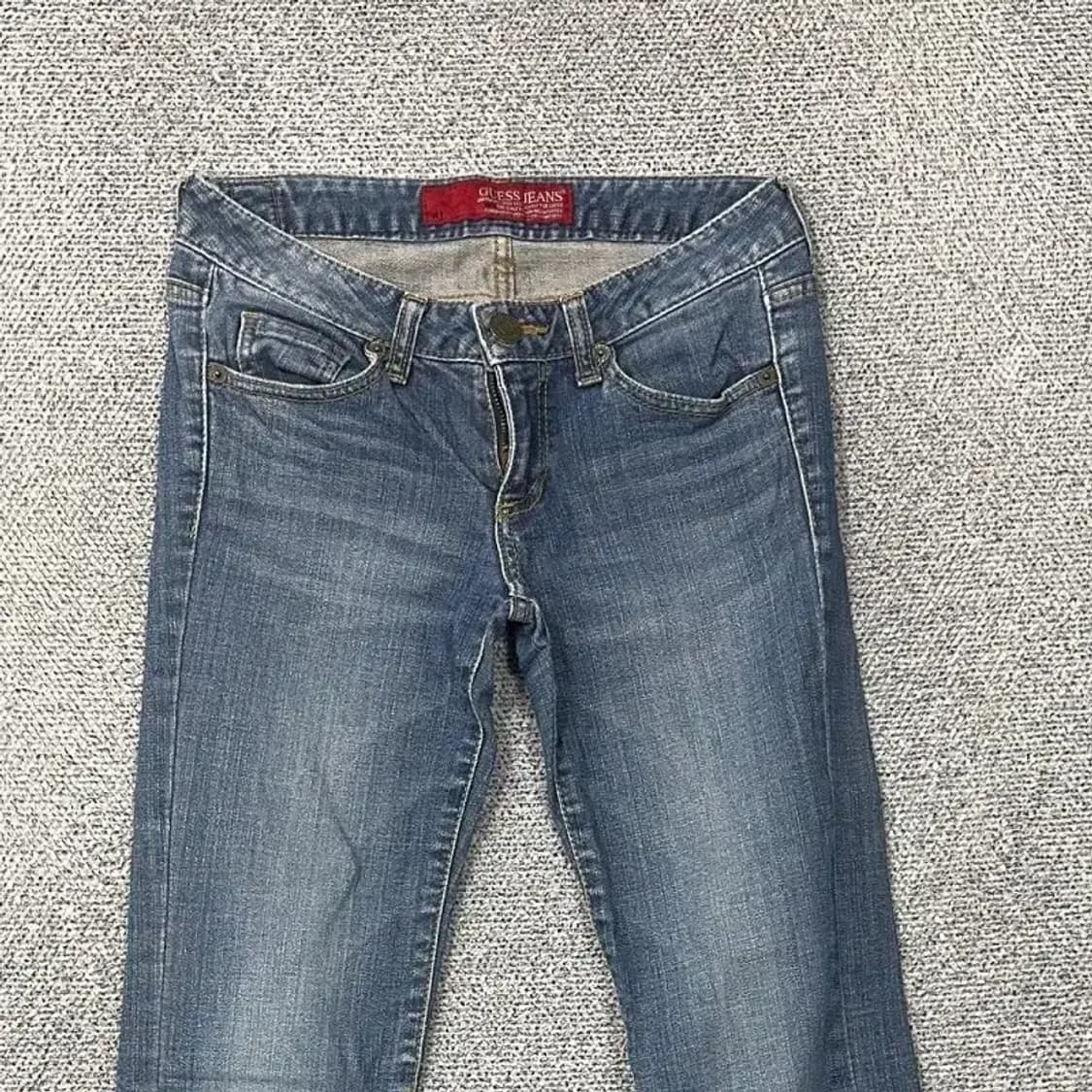 게스 진스 여성 워싱 일자핏 청바지 데님팬츠 26 상품이미지3