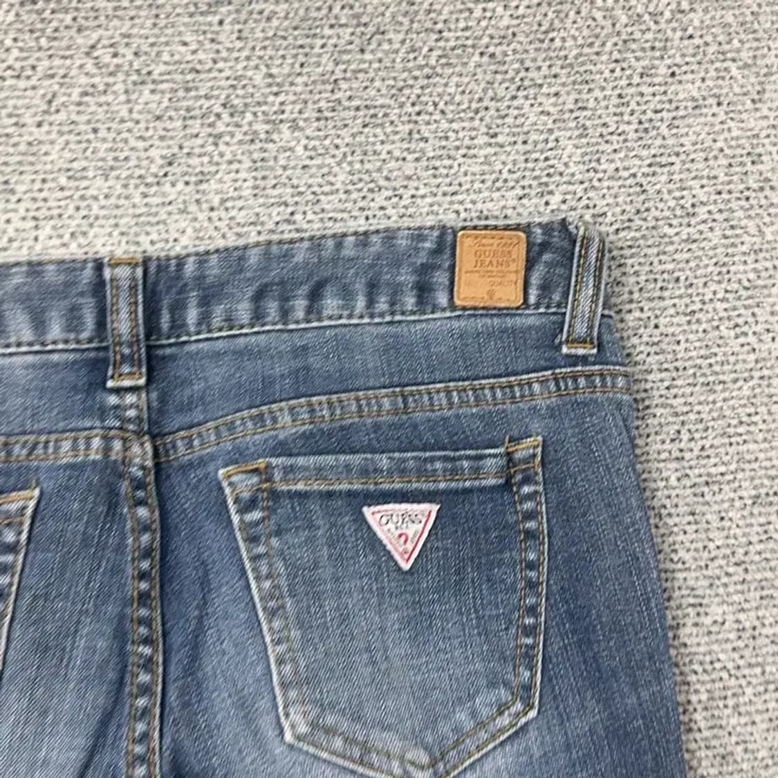 게스 진스 여성 워싱 일자핏 청바지 데님팬츠 26 상품이미지5