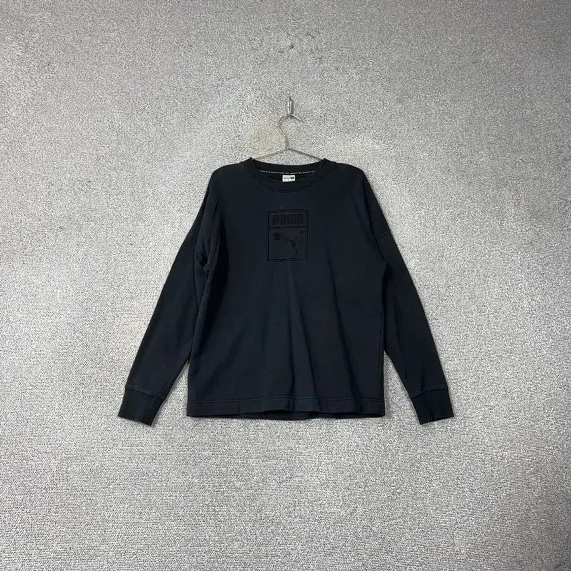 푸마 프린팅 로고 블랙 맨투맨 S 상품이미지1