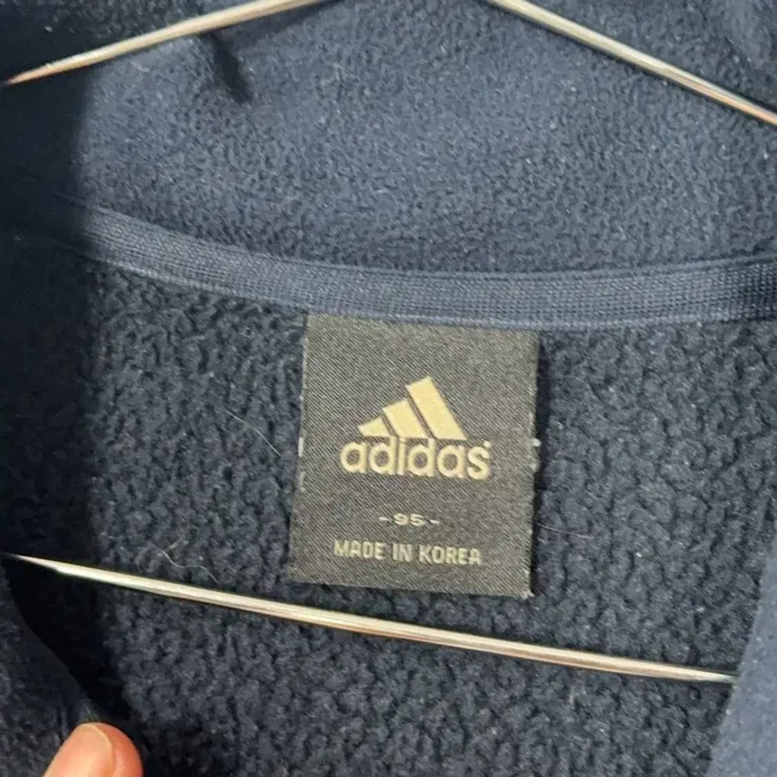 아디다스 남성 캐주얼 완장 로고 네이비 기모 후리스 집업 95 상품이미지3