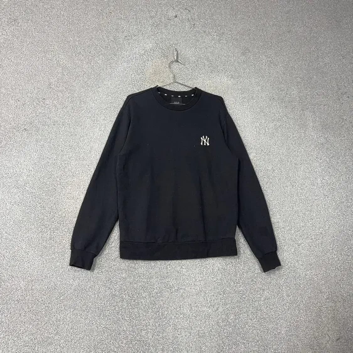 MLB 뉴욕양키즈 블랙 맨투맨 M 상품이미지1