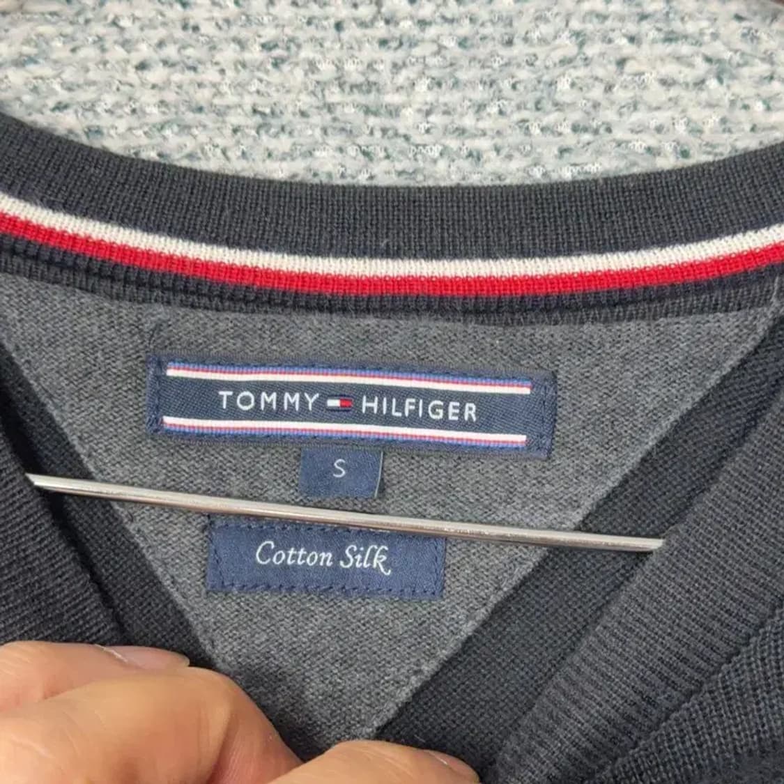 타미힐피거 블랙 실크 면 코튼 로고 니트 S 상품이미지5