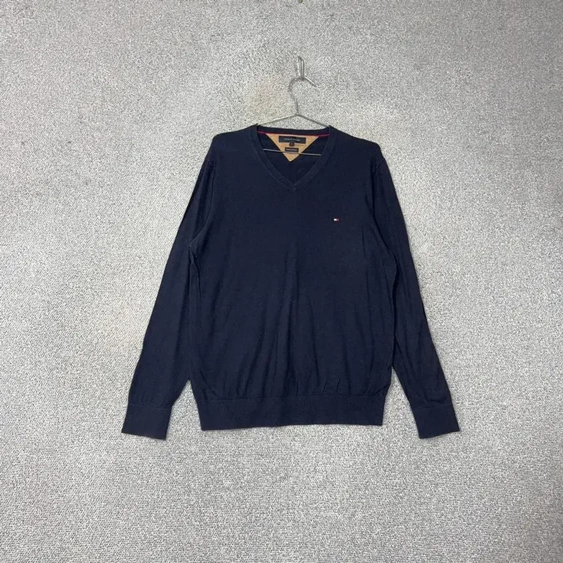 타미힐피거 네이비 코튼 캐시미어 브이넥 니트 L 상품이미지1