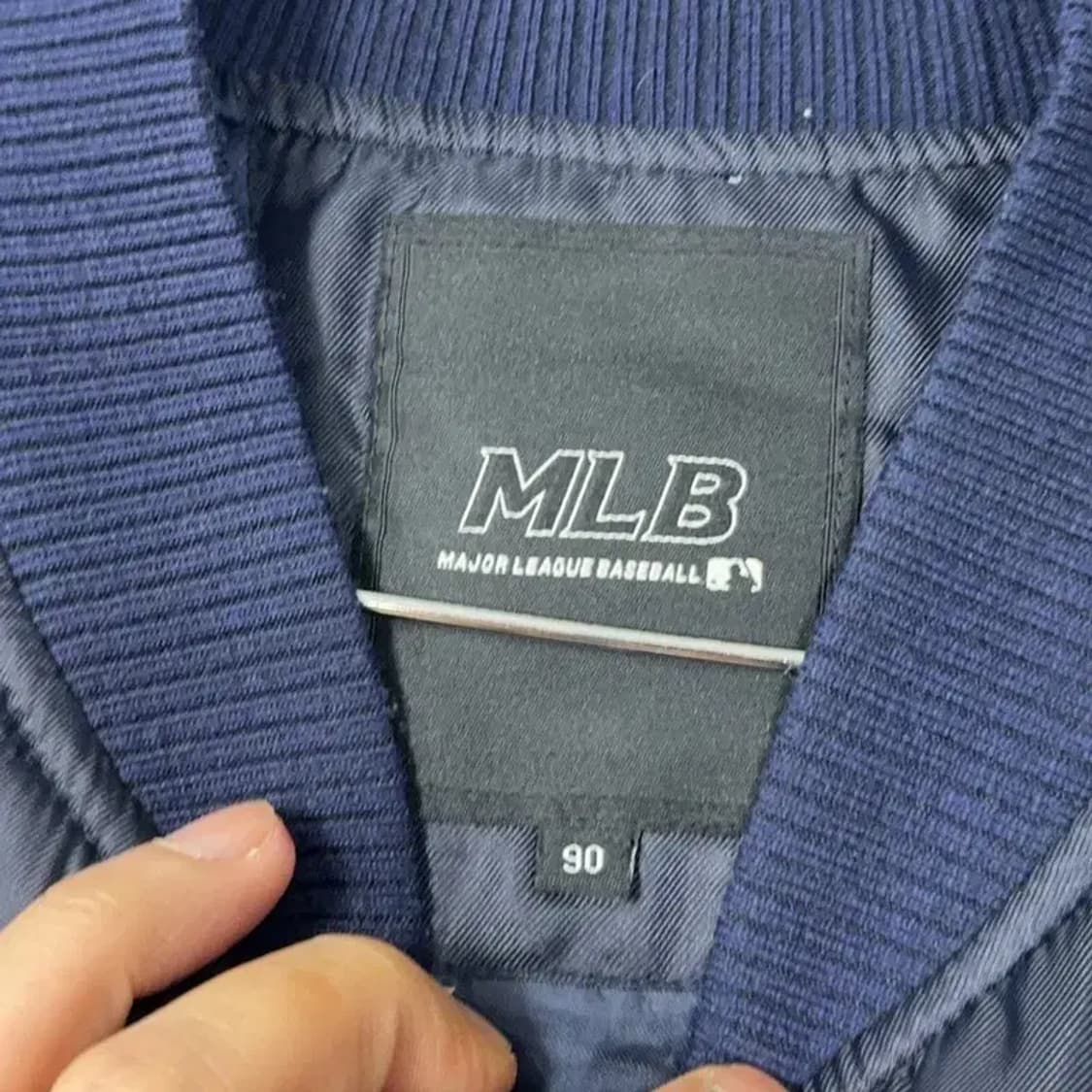 MLB 뉴욕양키즈 네이비 스타디움 자켓 90 상품이미지3