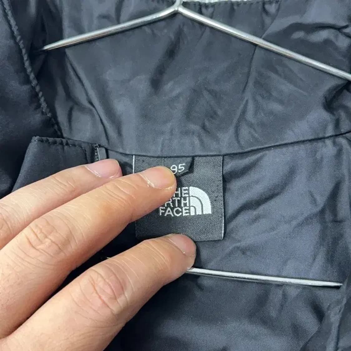 노스페이스 로고 남성 경량 점퍼 95 상품이미지3