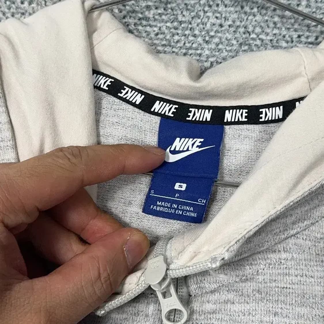 나이키 스우시 라이트 그레이 후드집업 S 상품이미지3