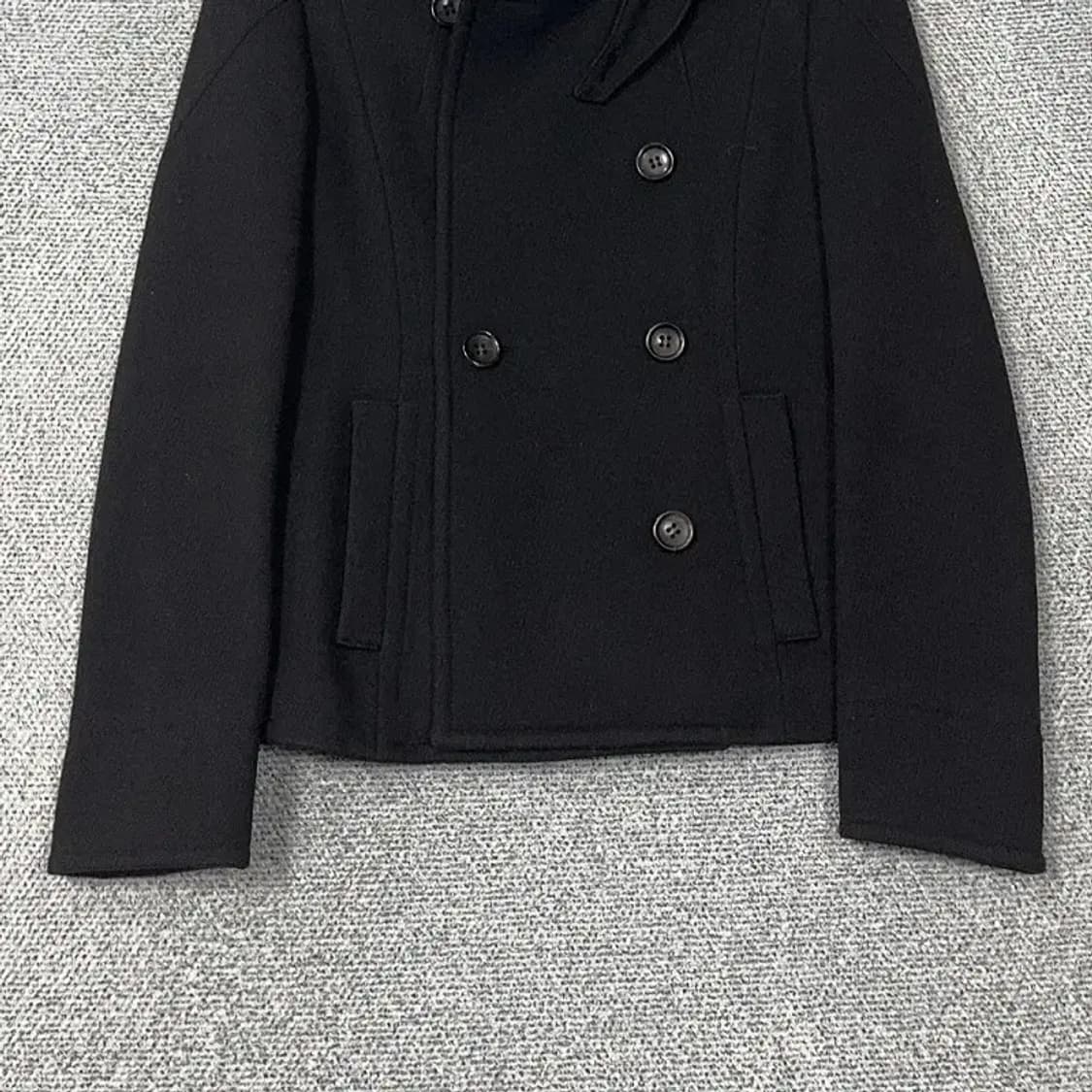 한섬 시스템 블랙 울 숏 코트 82-94-160 상품이미지4