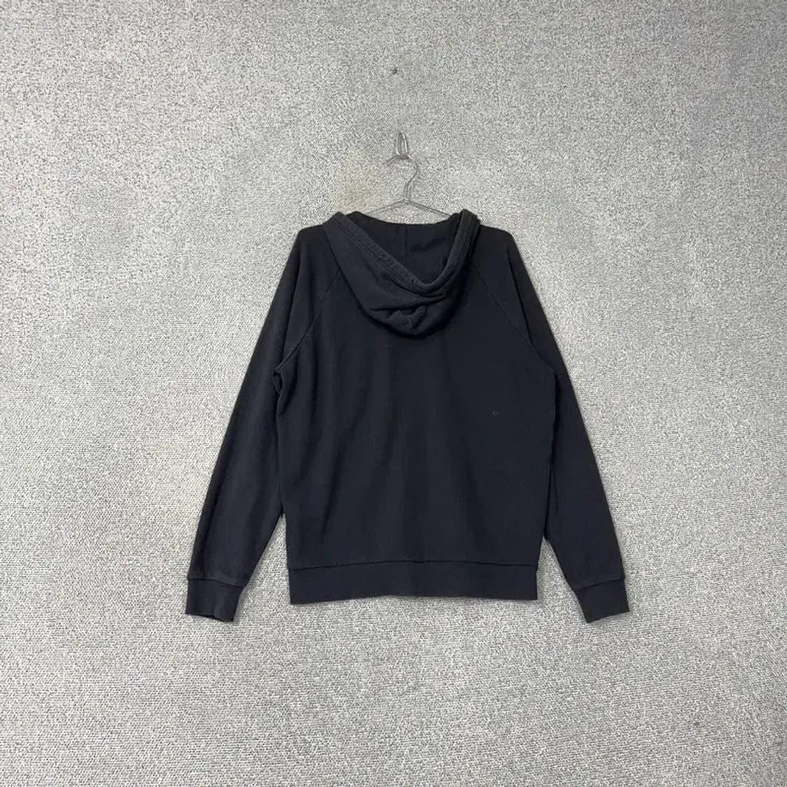 언더아머 심플 로고 블랙 후드집업 L 상품이미지2