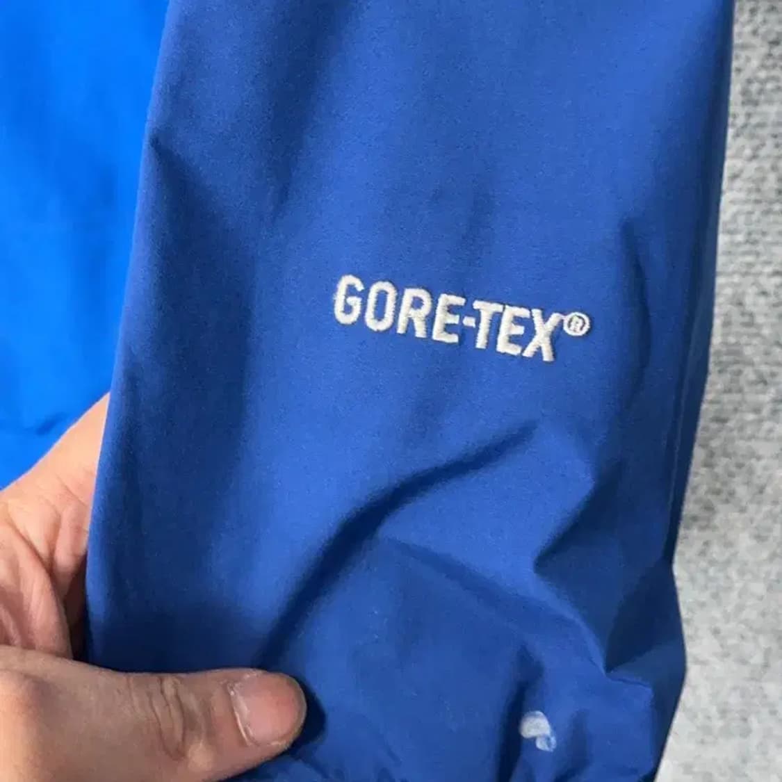 밀레 고어텍스 블루 등산 기능성 바람막이 105 상품이미지4