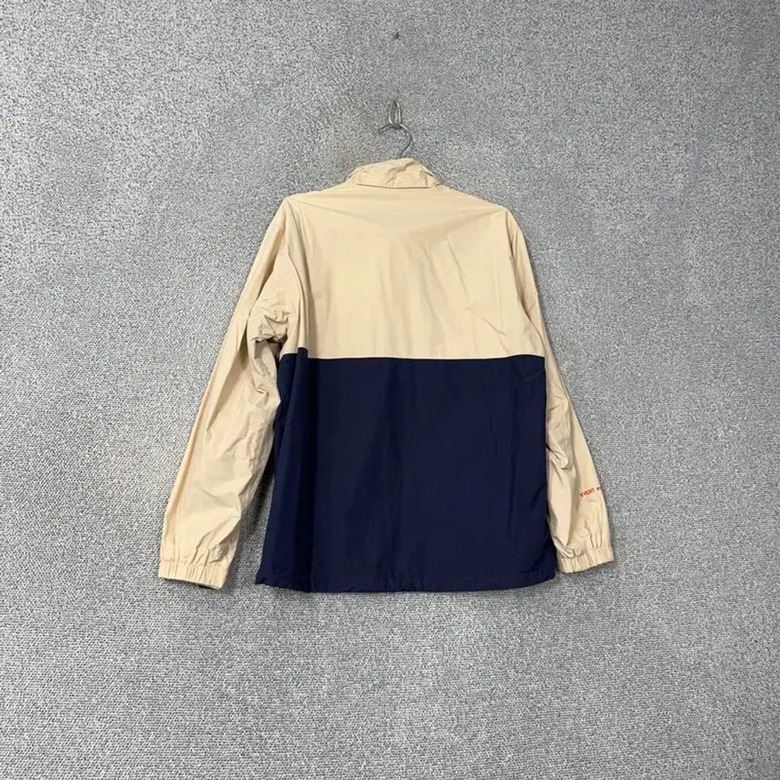 네파 XVENT 로고 베이지 캐주얼 기능성 바람막이 100 상품이미지2