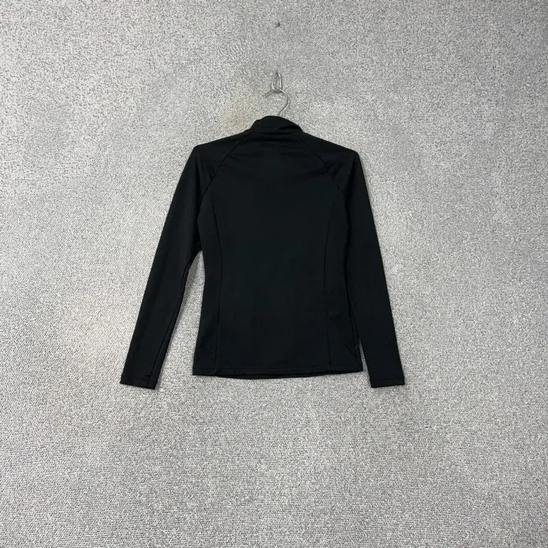 데상트 로고 여성 기능성 운동 반집업 긴팔티 M 상품이미지2