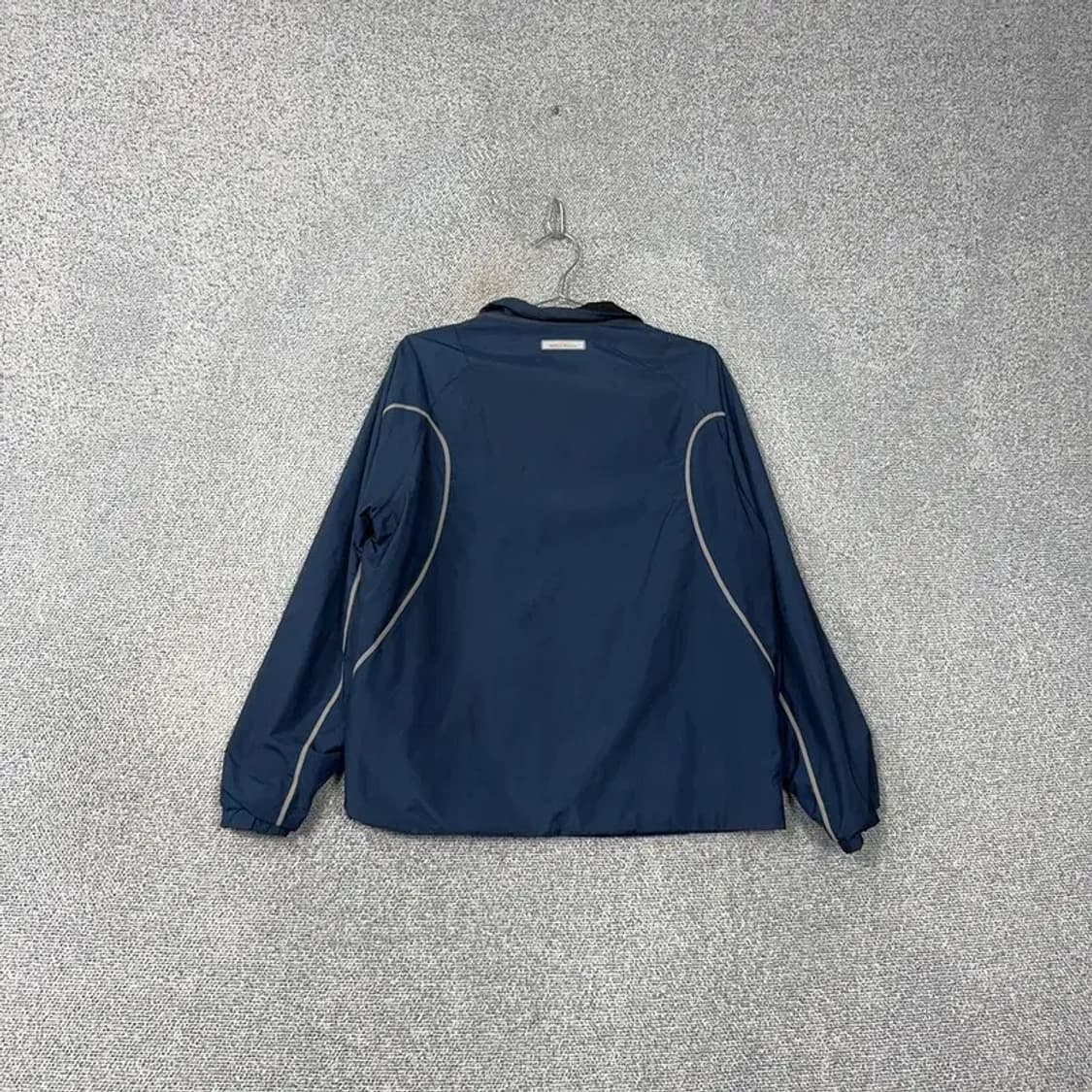 데상트 로고 네이비 기능성 운동 남성 바람막이 M 상품이미지2