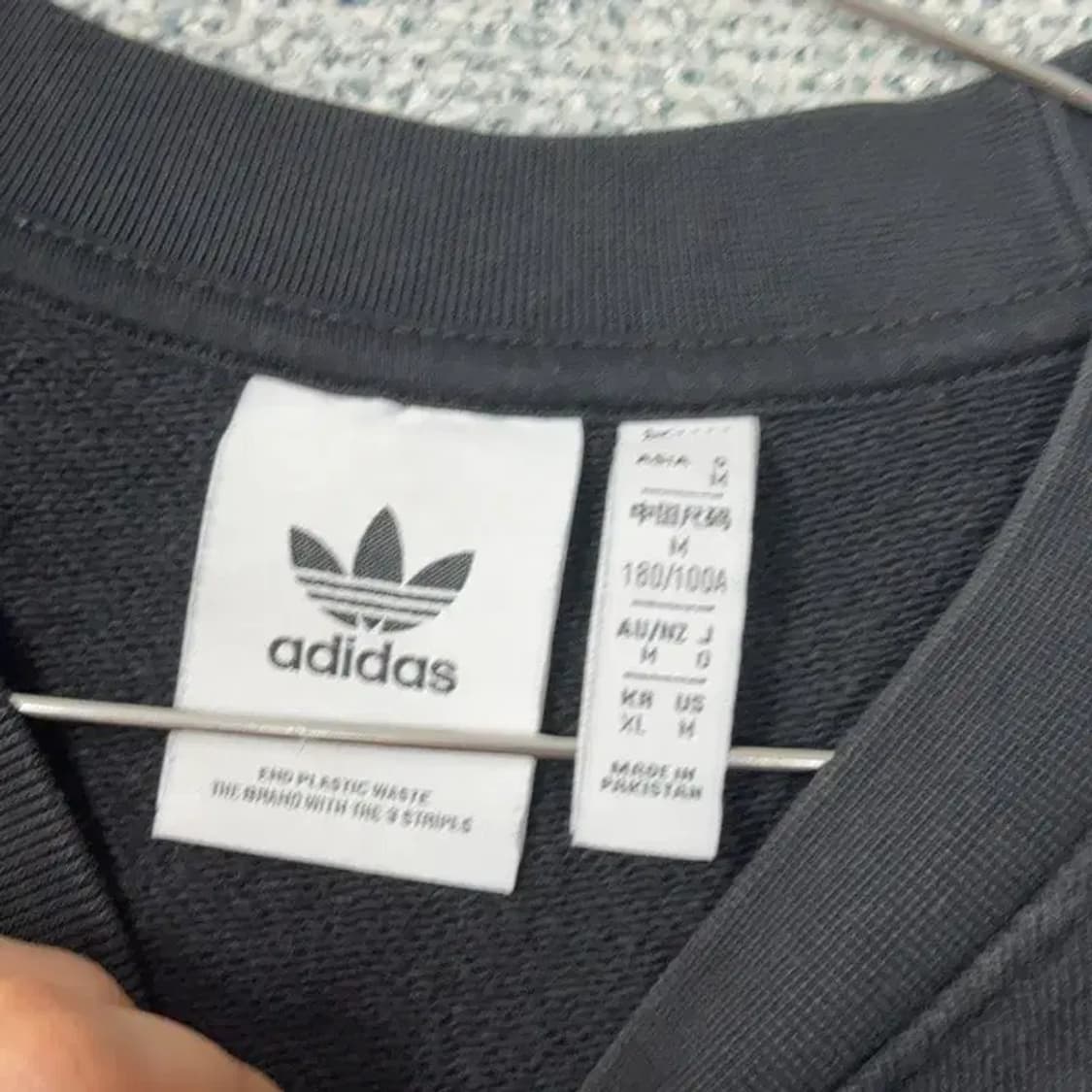 아디다스 불꽃 로고 삼선 오버핏 블랙 맨투맨 M 상품이미지3