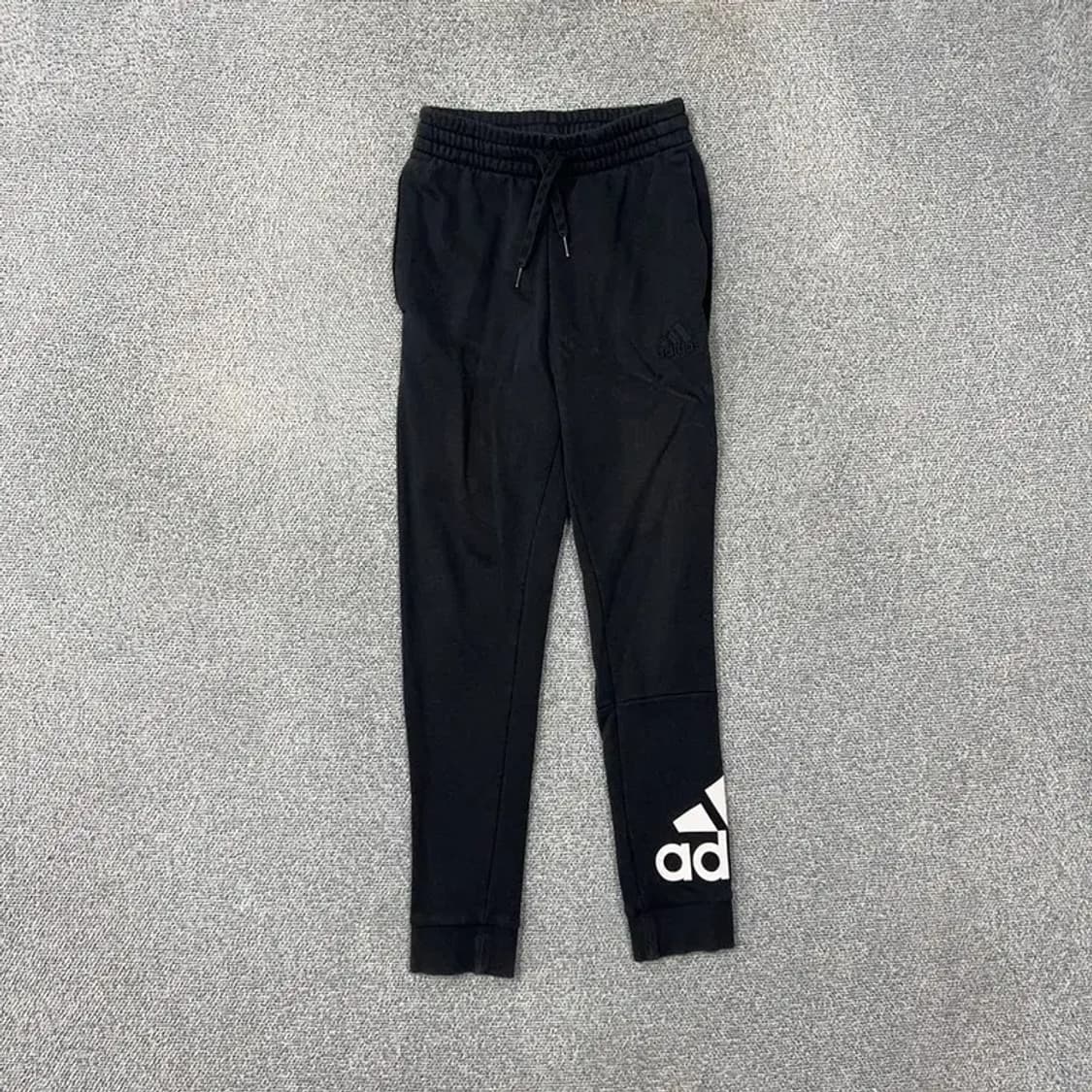 아디다스 프린팅 로고 블랙 조거팬츠 S 상품이미지1