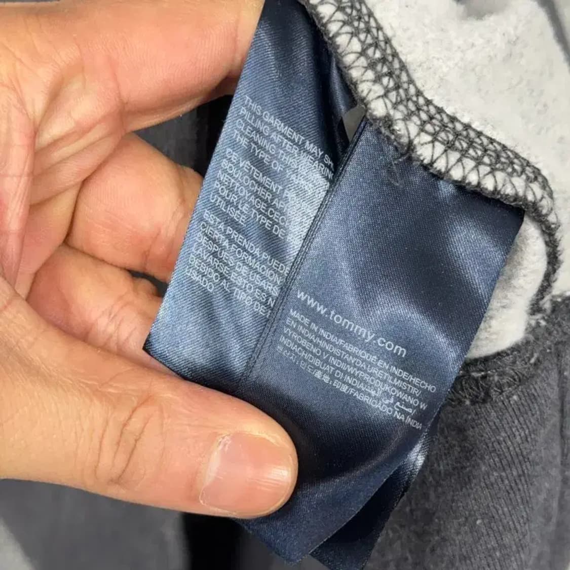 타미힐피거 그레이 심플 로고 기모 맨투맨 L 상품이미지4