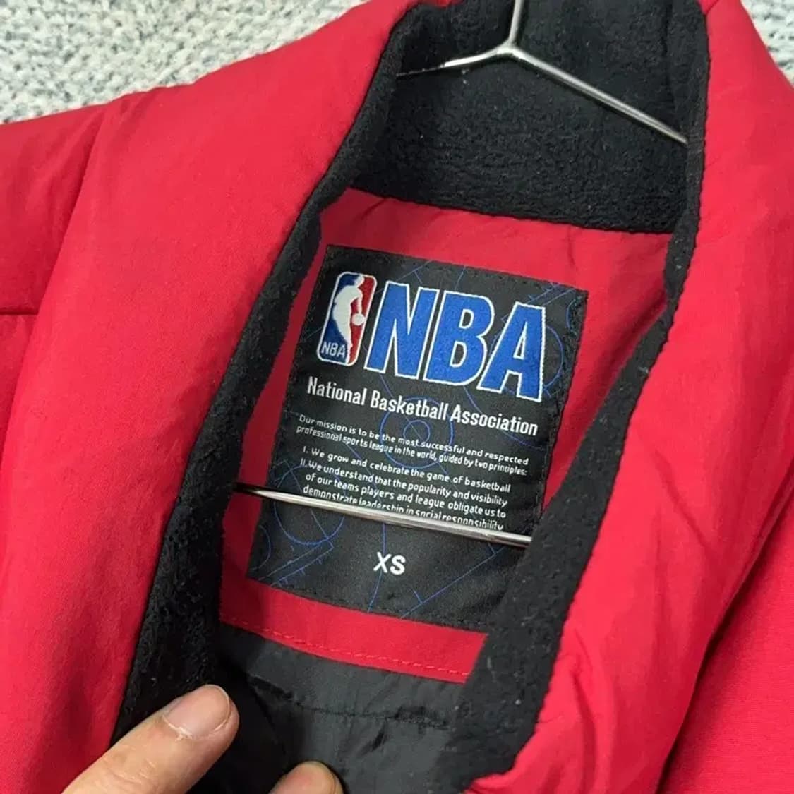 NBA 시카고불스 레드 패딩 조끼 XS 상품이미지5