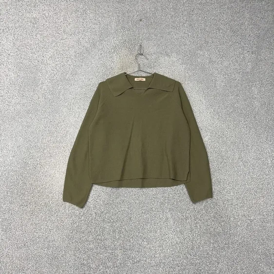 마리끌레르 캐주얼 카키 코튼 카라 니트 FREE 상품이미지1