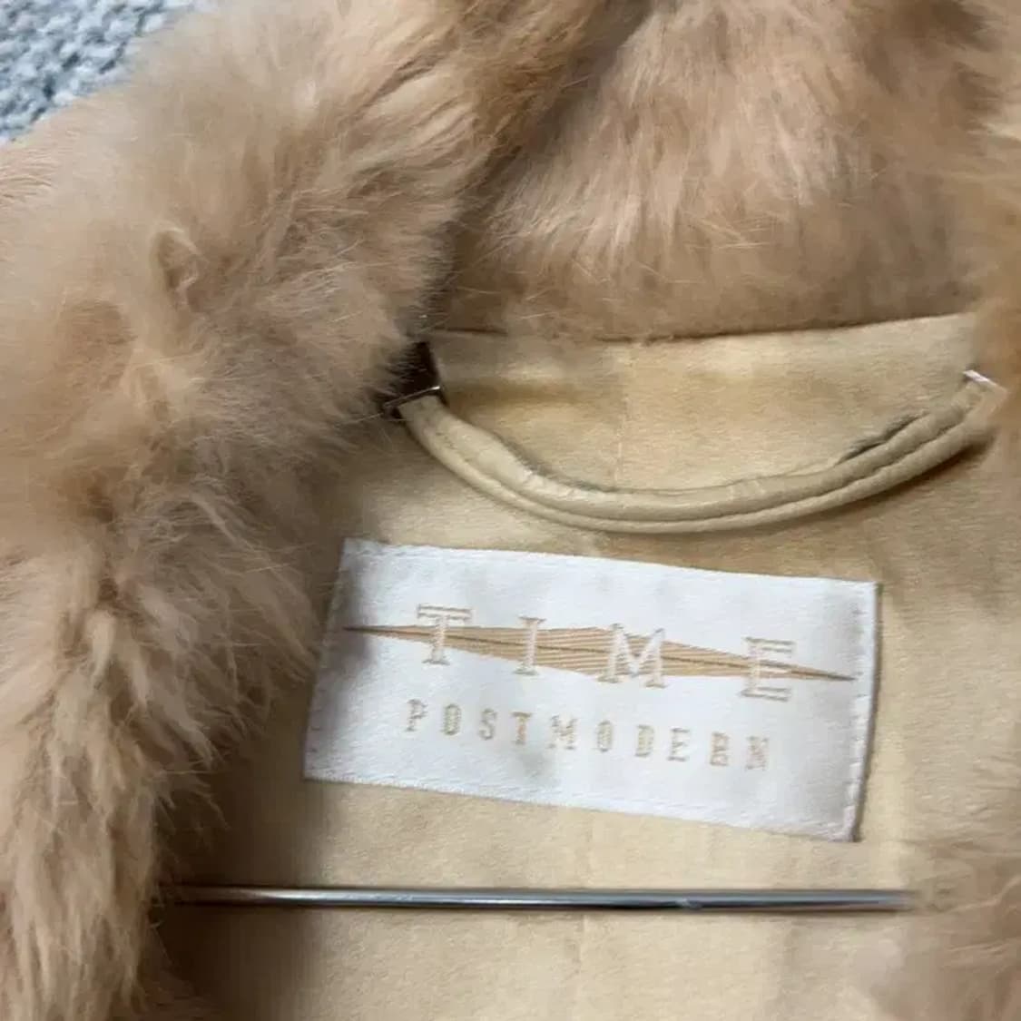 타임 여성 한섬 베이지 토끼털 래빗 퍼 자켓 F 상품이미지3