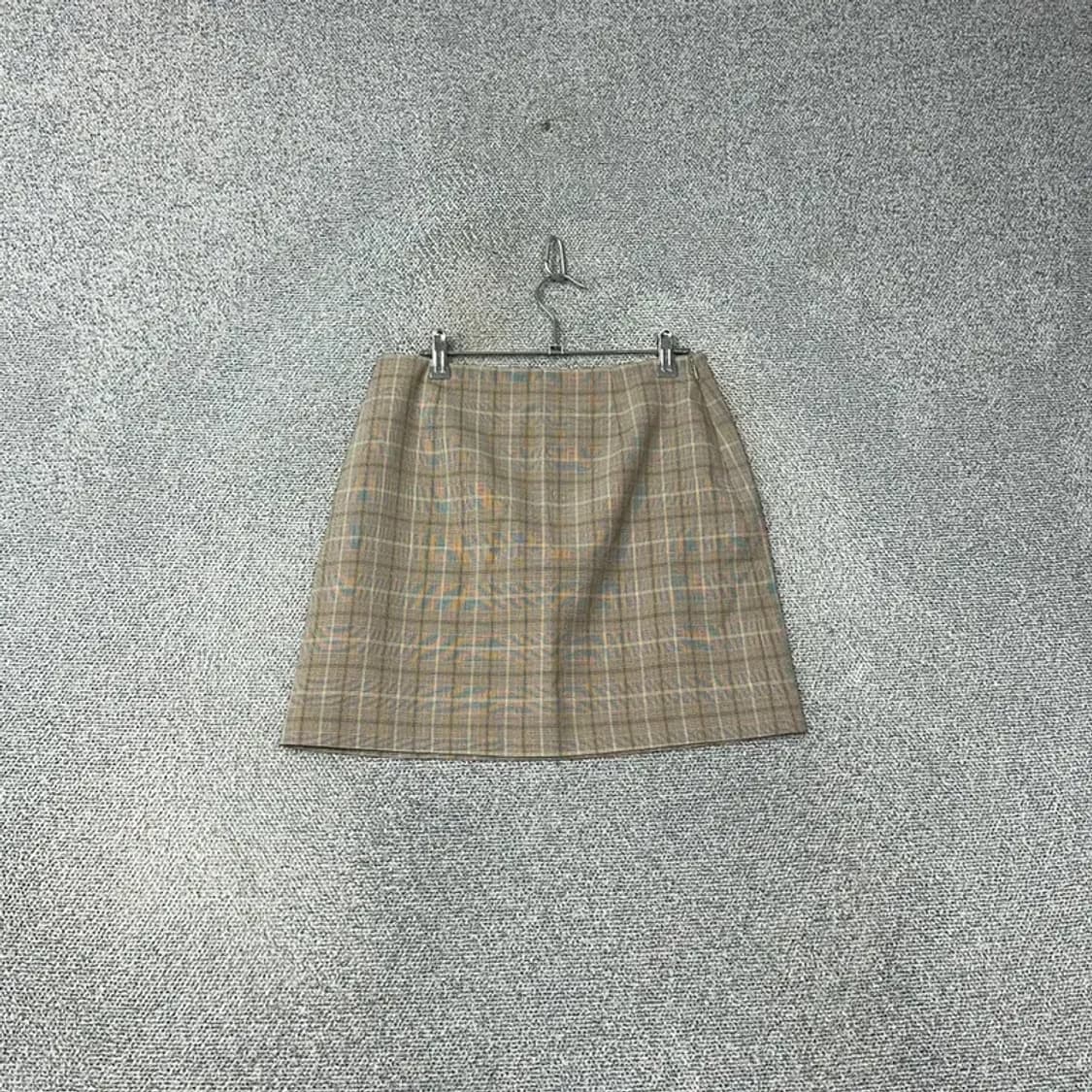[새상품]스파오 여성 캐주얼 베이지 브라운 체크 스커트 L 상품이미지1