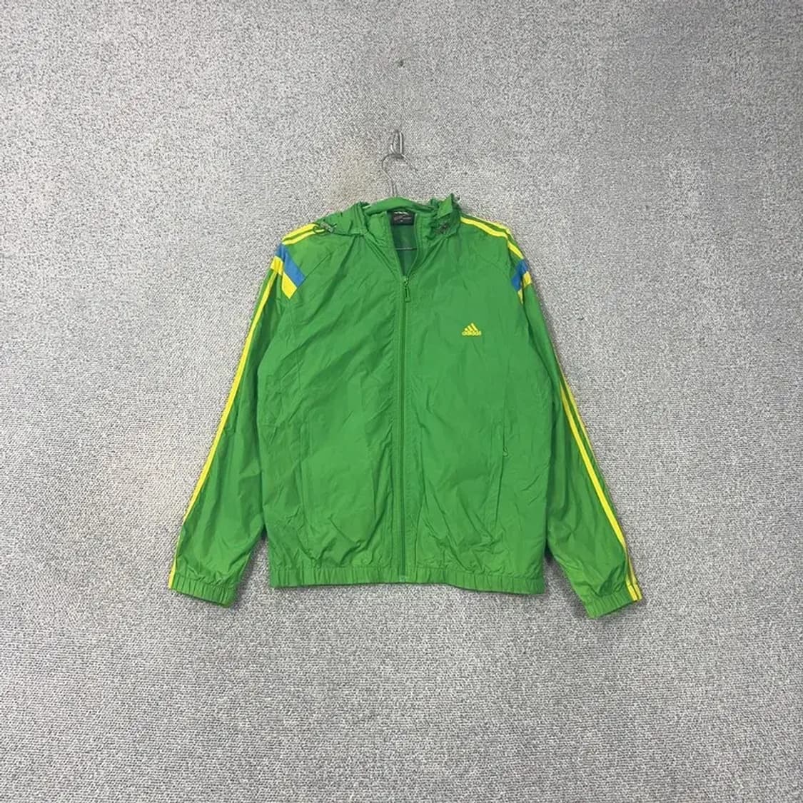 아디다스 로고 삼선 그린 바람막이 XL 상품이미지1