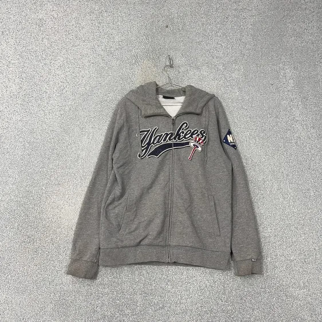 MLB 뉴욕양키즈 로고 그레이 후드집업 L 상품이미지1