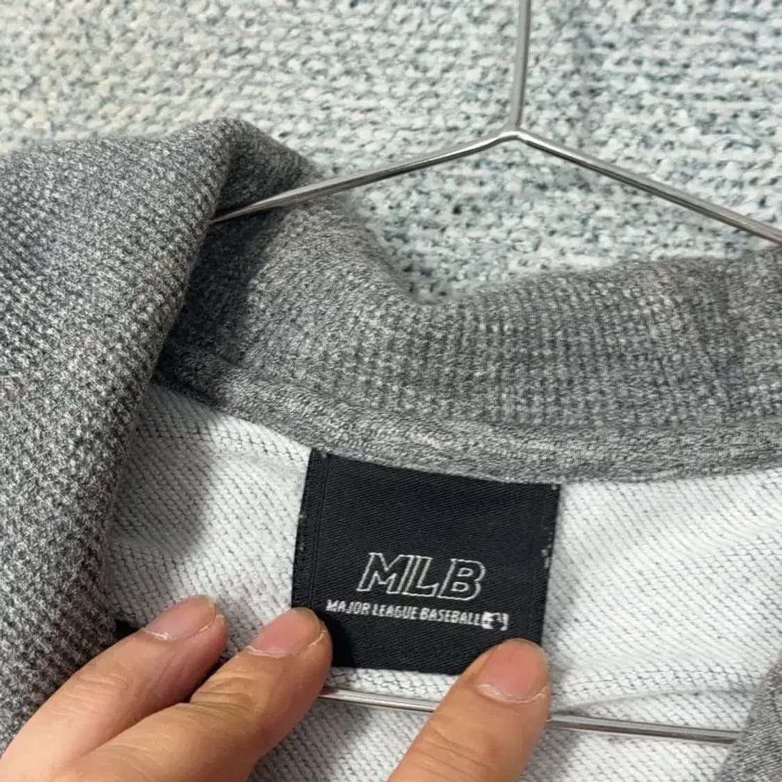 MLB 뉴욕양키즈 로고 그레이 후드집업 L 상품이미지4