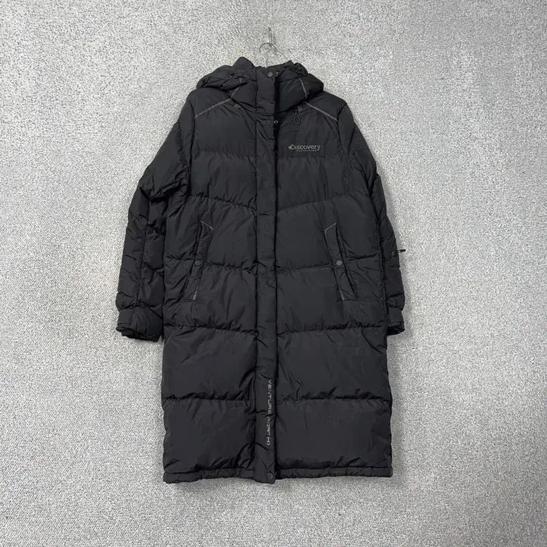 디스커버리 블랙 로고 다운 롱패딩 95 상품이미지1