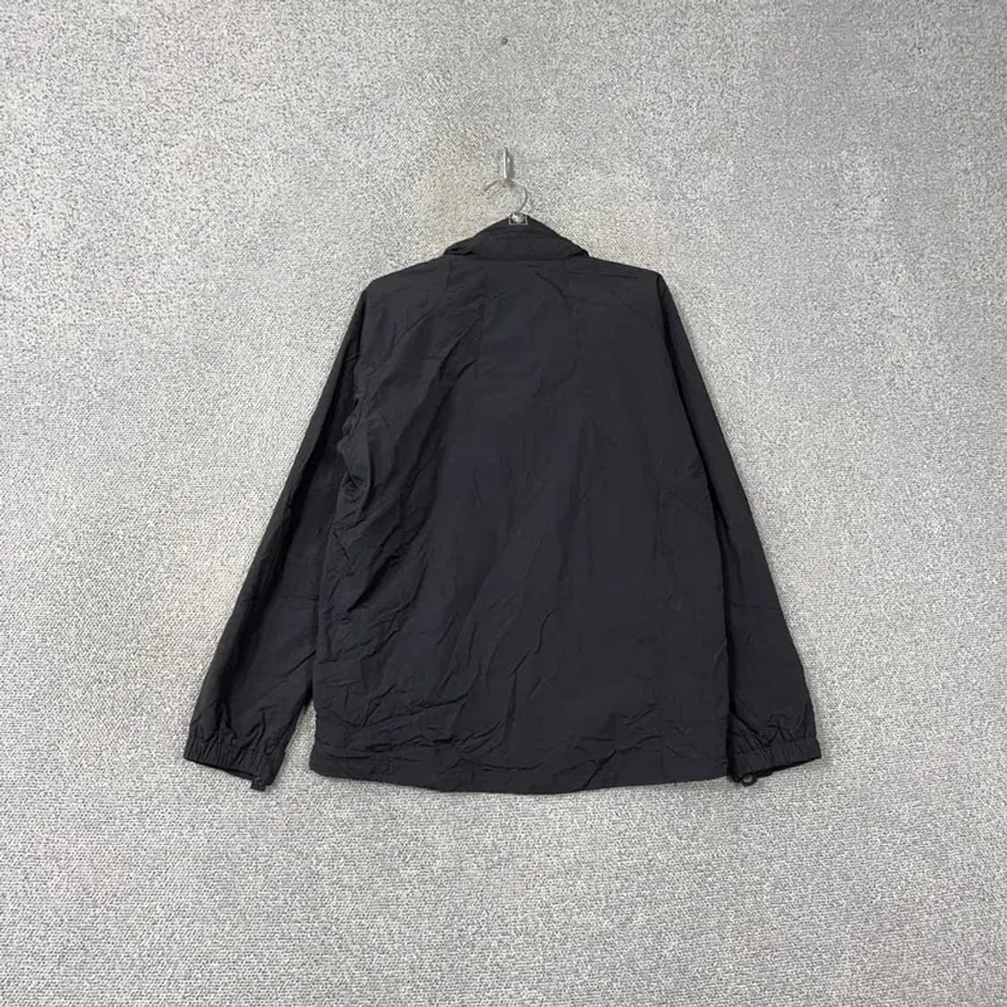 블랙야크 블랙 로고 기능성 바람막이 100 상품이미지2