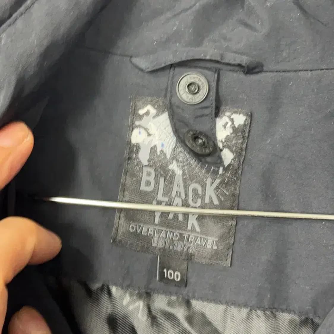 블랙야크 블랙 로고 기능성 바람막이 100 상품이미지3