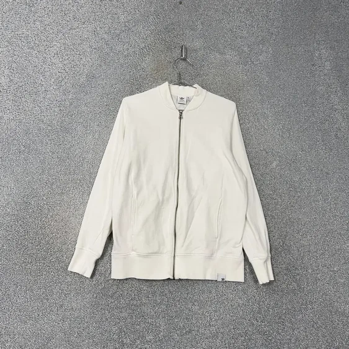 아디다스 화이트 캐주얼 남성 코튼 블루종 집업 95 상품이미지1