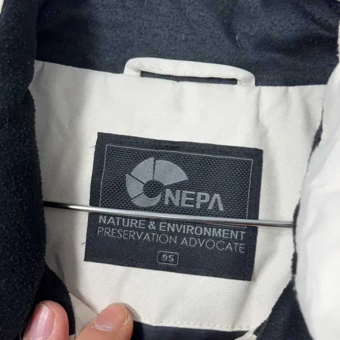 네파 여성 덕다운 크림 패딩 95 상품이미지3