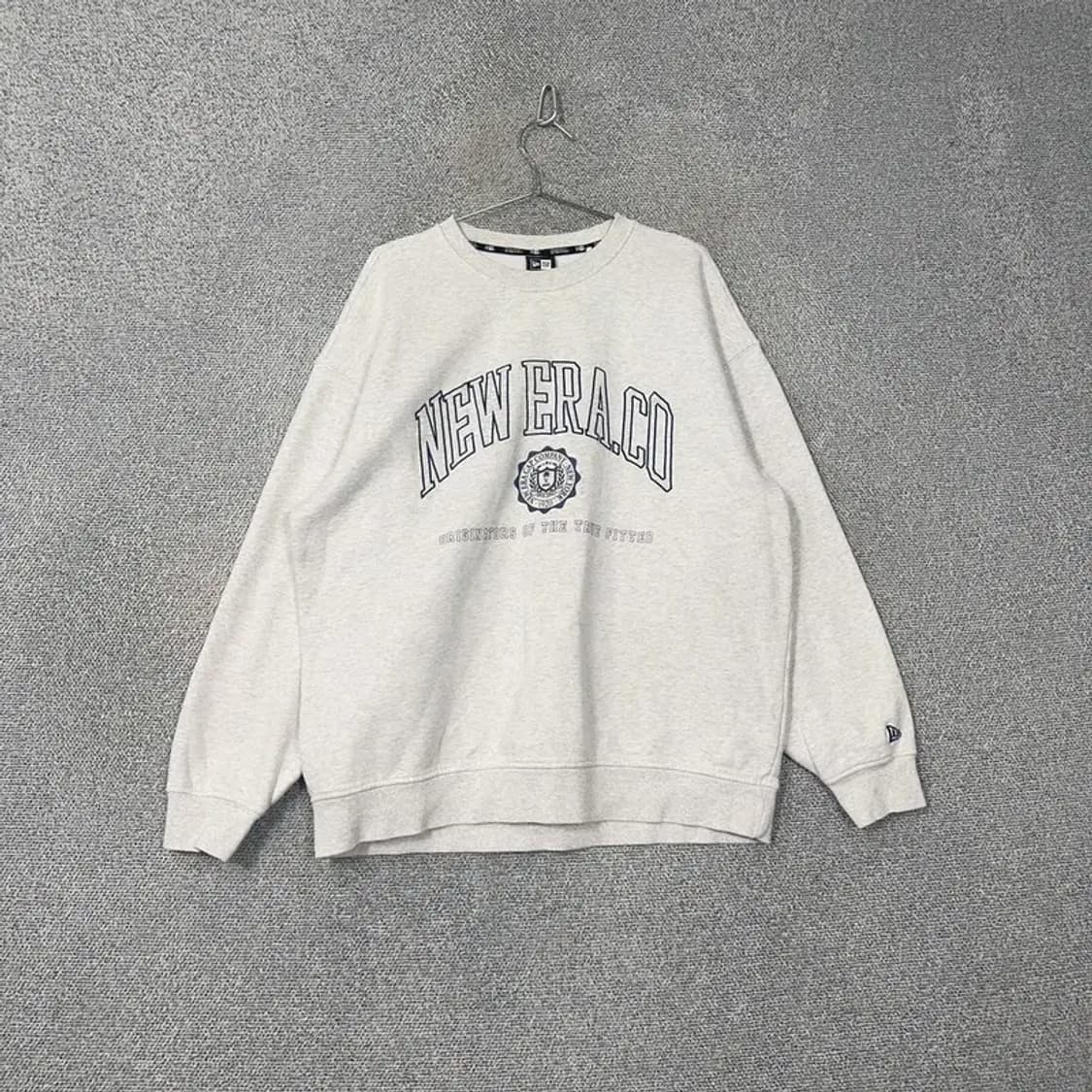 뉴에라 프린팅 라이트 그레이 맨투맨 XL 상품이미지1