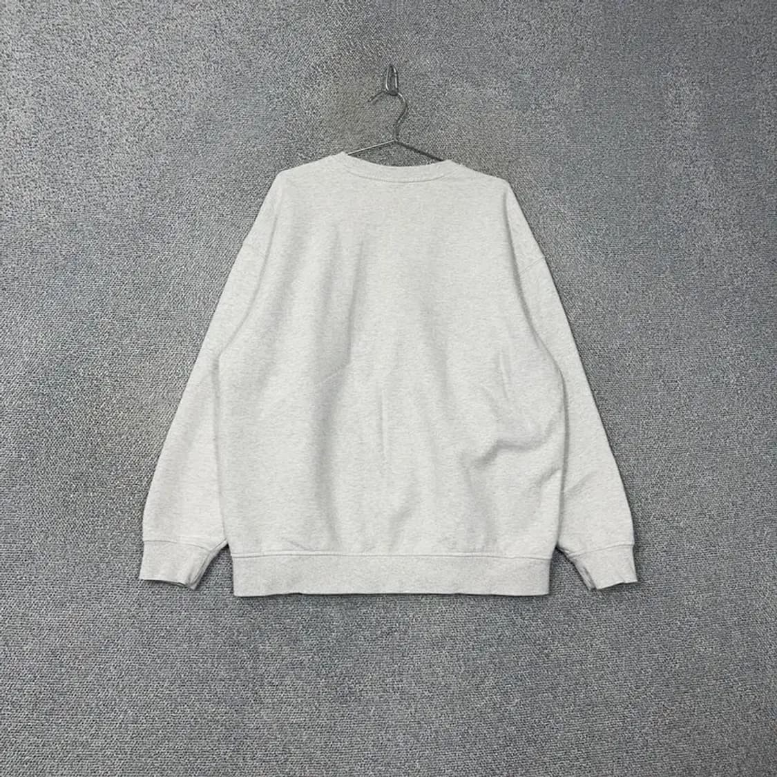 뉴에라 프린팅 라이트 그레이 맨투맨 XL 상품이미지2