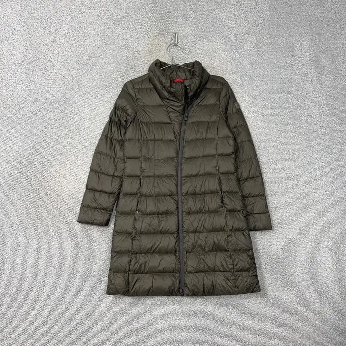 밀레 여성 카키 경량 패딩 S 상품이미지1