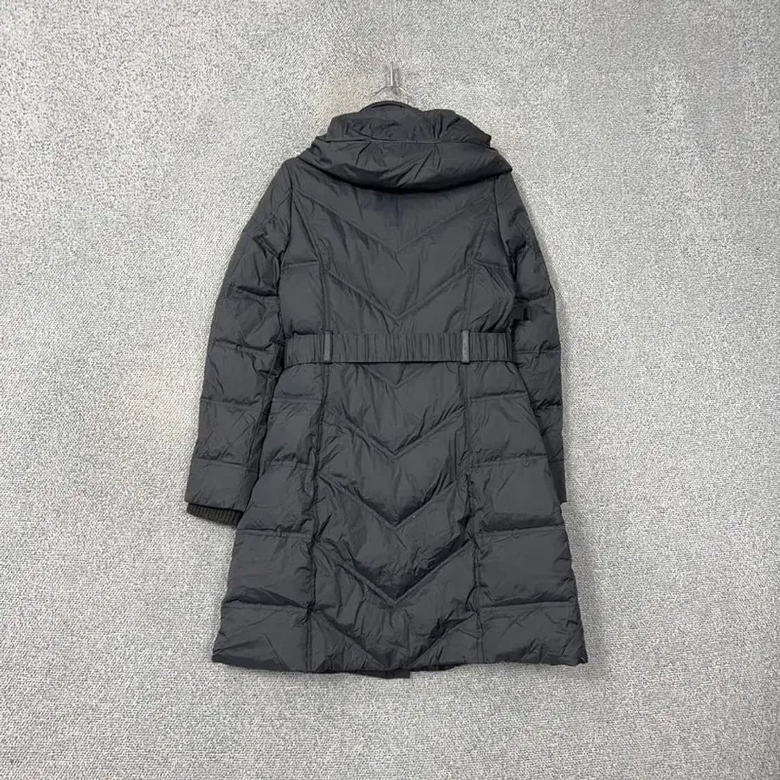 DKNY 여성 벨티드 블랙 롱 패딩 XS 상품이미지2