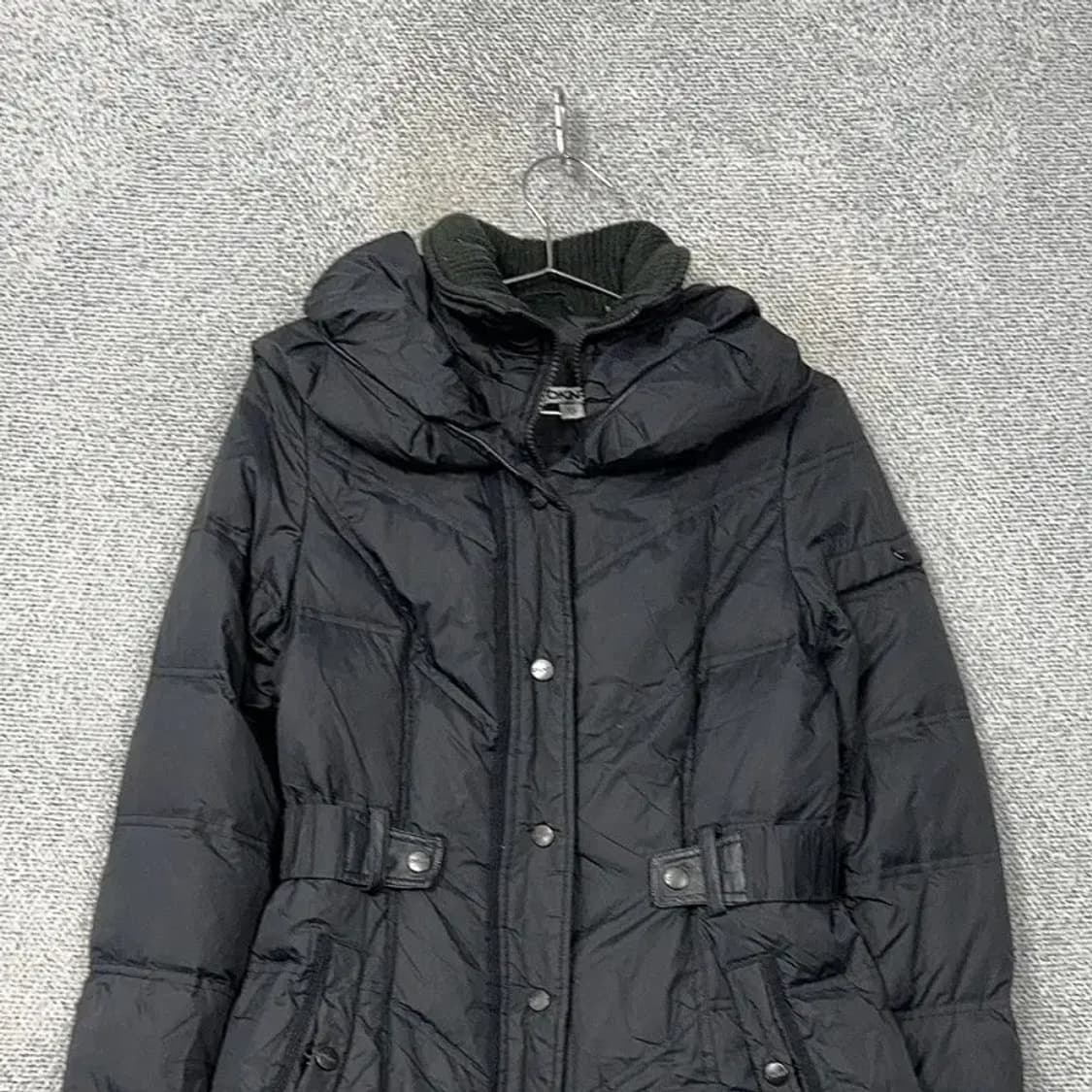 DKNY 여성 벨티드 블랙 롱 패딩 XS 상품이미지3