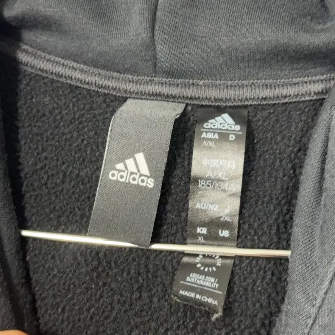 아디다스 로고 올블랙 후드집업 XL 상품이미지3