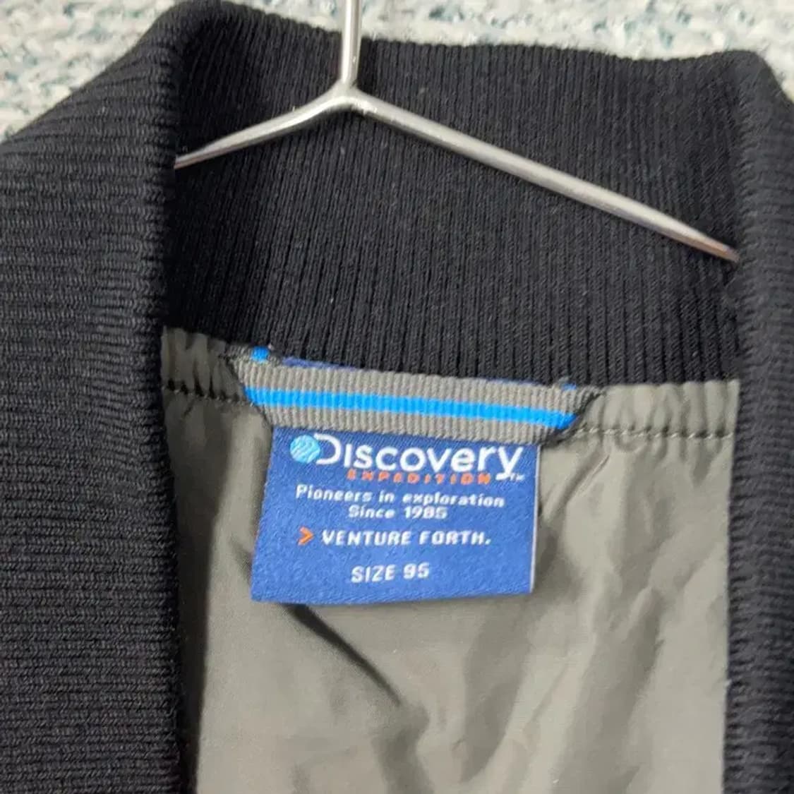 디스커버리 그레이 퀄팅 블루종 95 상품이미지3