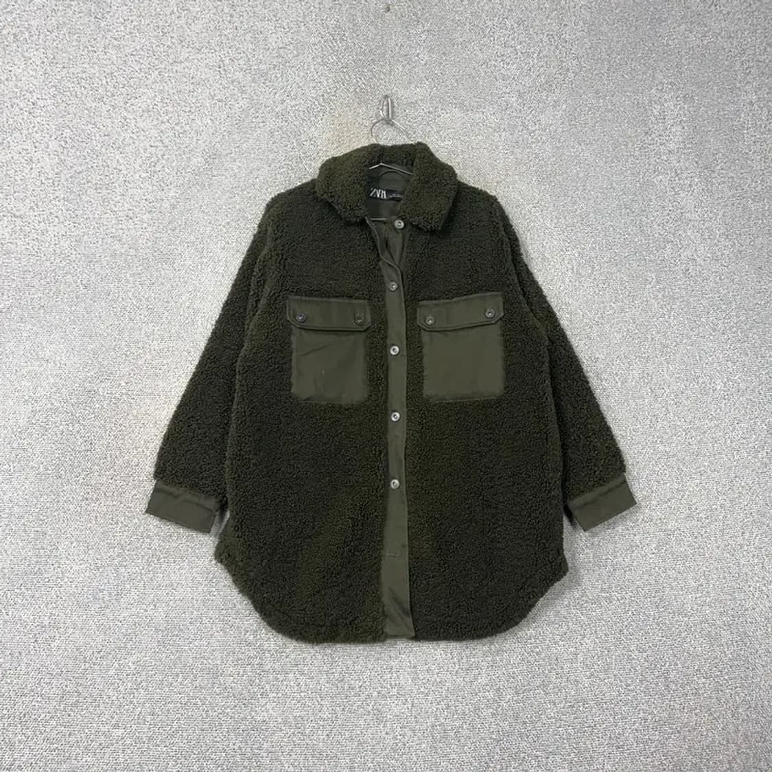 자라 카키 포켓 뽀글이 양털 여성 오버핏 후리스 S 상품이미지1