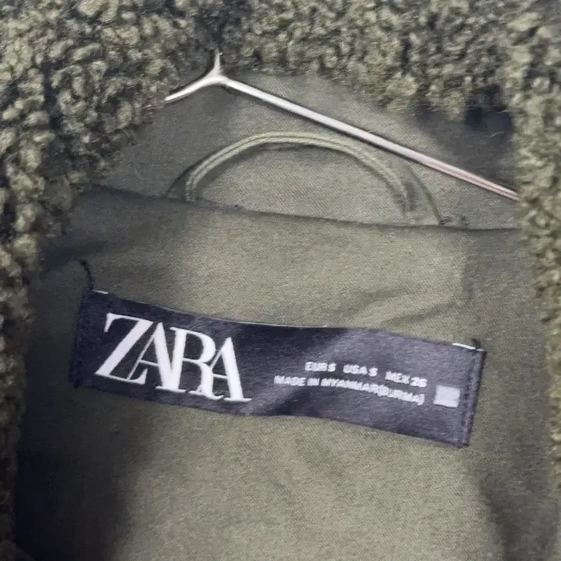 자라 카키 포켓 뽀글이 양털 여성 오버핏 후리스 S 상품이미지4