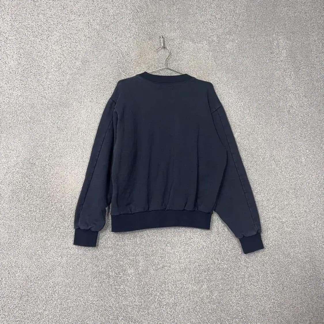 스튜디오 톰보이 프린팅 크루넥 네이비 하드코튼 맨투맨 F 상품이미지2