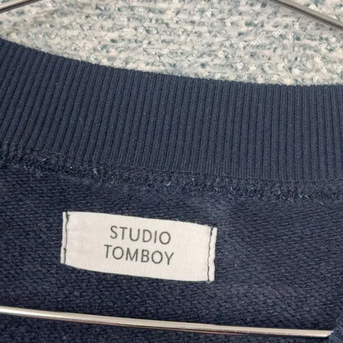 스튜디오 톰보이 프린팅 크루넥 네이비 하드코튼 맨투맨 F 상품이미지3